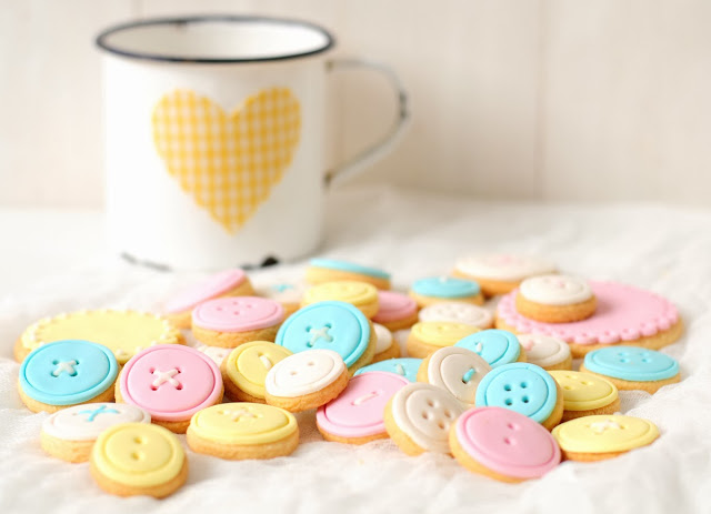 button cookies