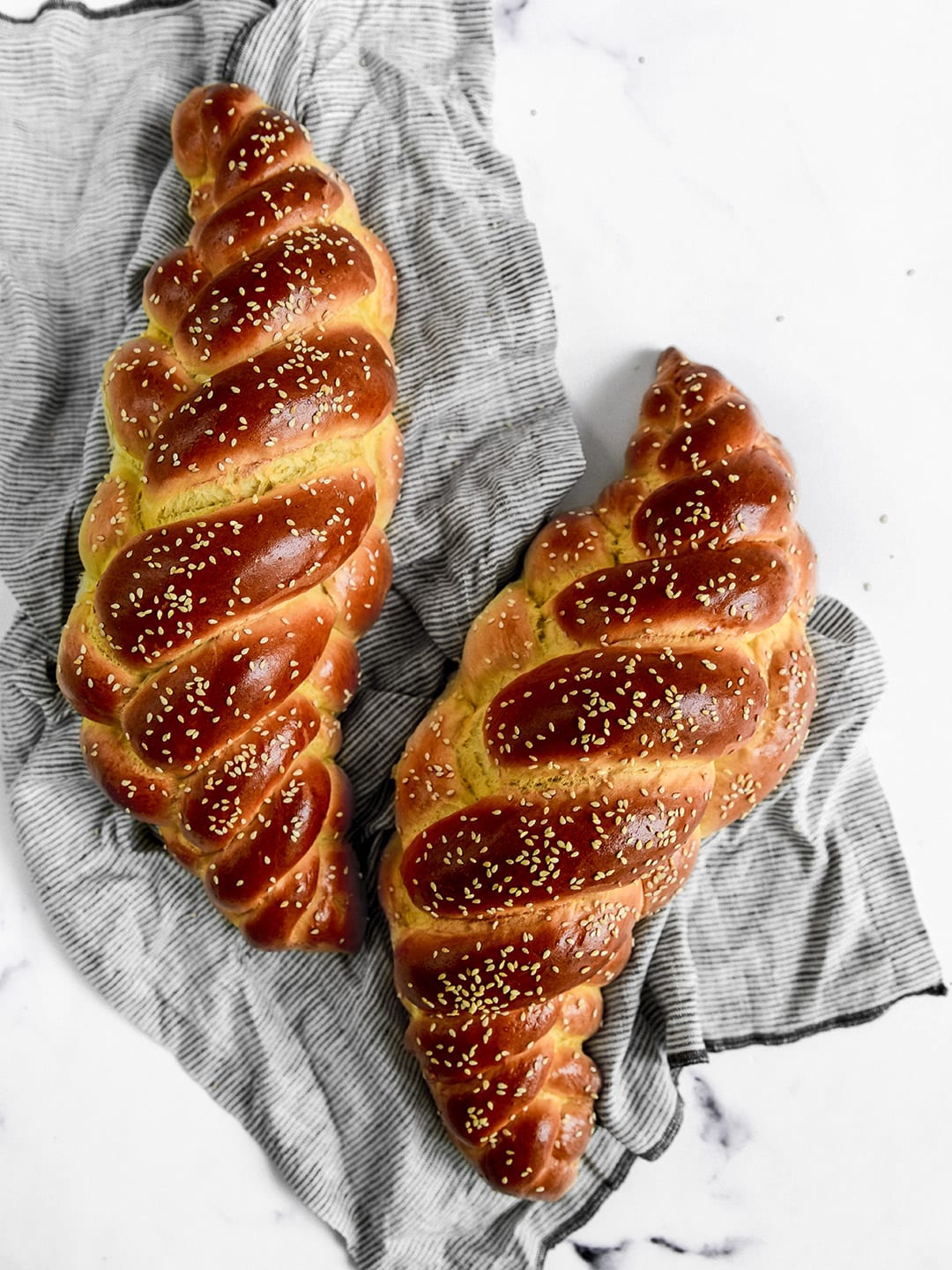 קליעת חלה מ-5 רצועות